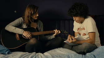 DANS LA COUR DES GRANDS